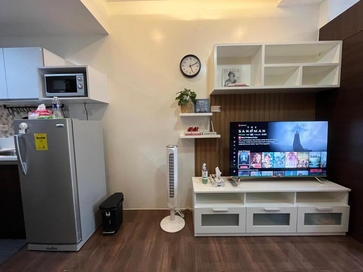 Homey 1 Bedroom Unit At Air Residences Makati City Exteriör bild