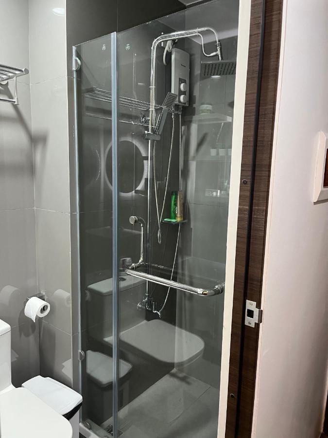 Homey 1 Bedroom Unit At Air Residences Makati City Exteriör bild